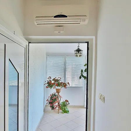 Zdenka - Garden Terrace Apartmán