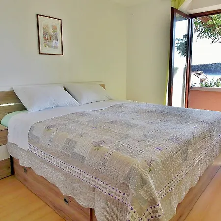 Zdenka - Garden Terrace Apartmán