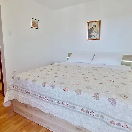 Apartment Zdenka - Garden Terrace